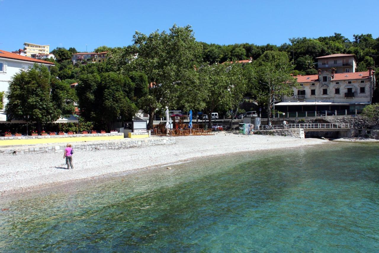 Apartments With A Parking Space Opric, Opatija - 7728 Lovran Exterior foto