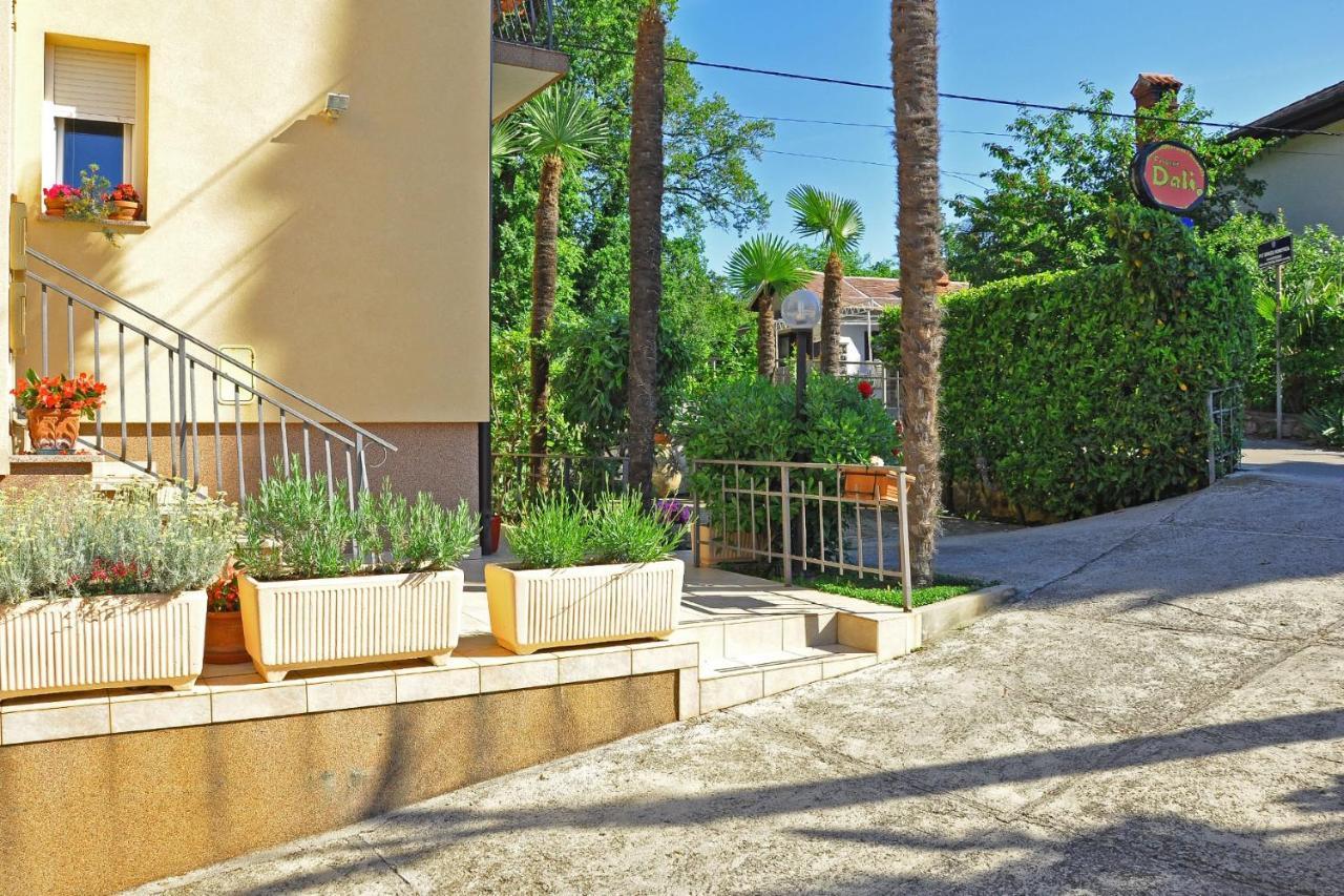 Apartments With A Parking Space Opric, Opatija - 7728 Lovran Exterior foto